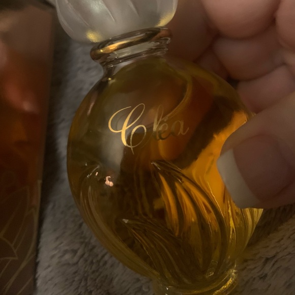 VINTAGE- It’s new in the box-but the box looks bad- Yves Rocher - Picture 3 of 15